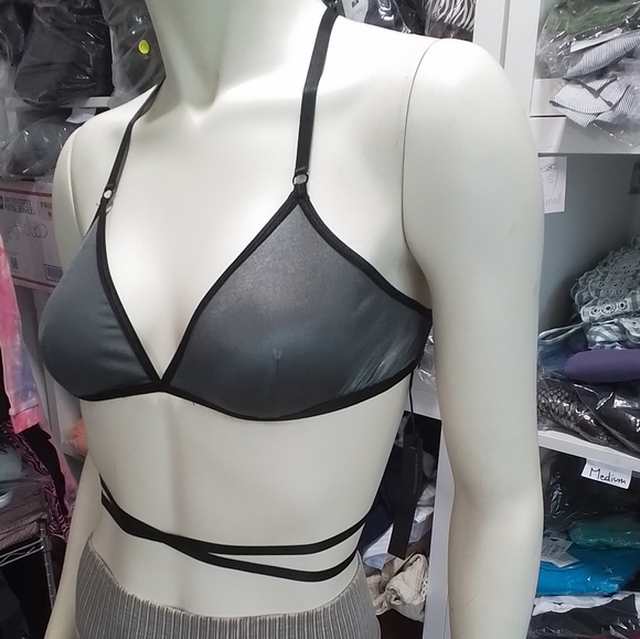 House Of Widow Triangle Bra NWT - Picture 13 of 13